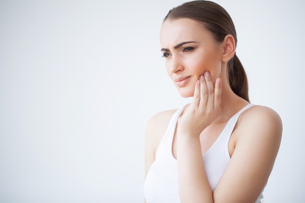 Signs And Symptoms Of Dental Implant Failure